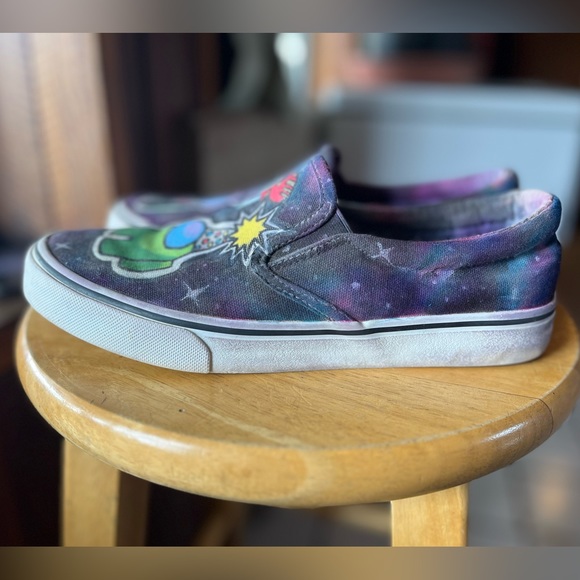 Among Us hand painted slip-on shoes size 7 - Picture 2 of 6